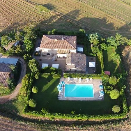Agriturismo Il Canneto กาโซเล เดลซา ภายนอก รูปภาพ