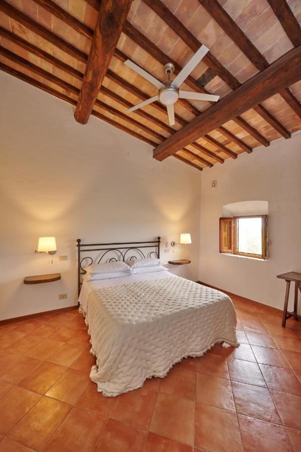 Agriturismo Il Canneto กาโซเล เดลซา ภายนอก รูปภาพ