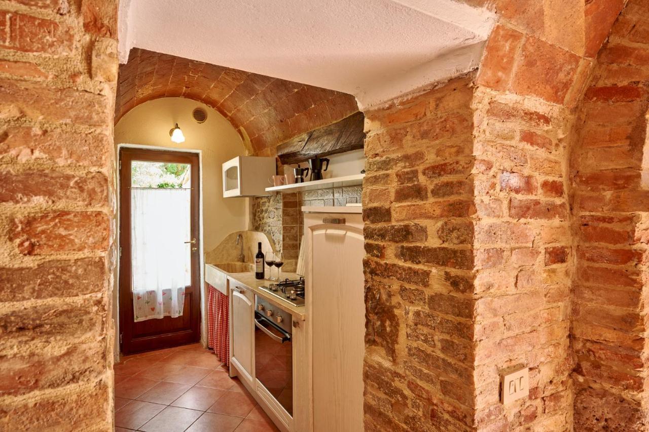 Agriturismo Il Canneto กาโซเล เดลซา ภายนอก รูปภาพ
