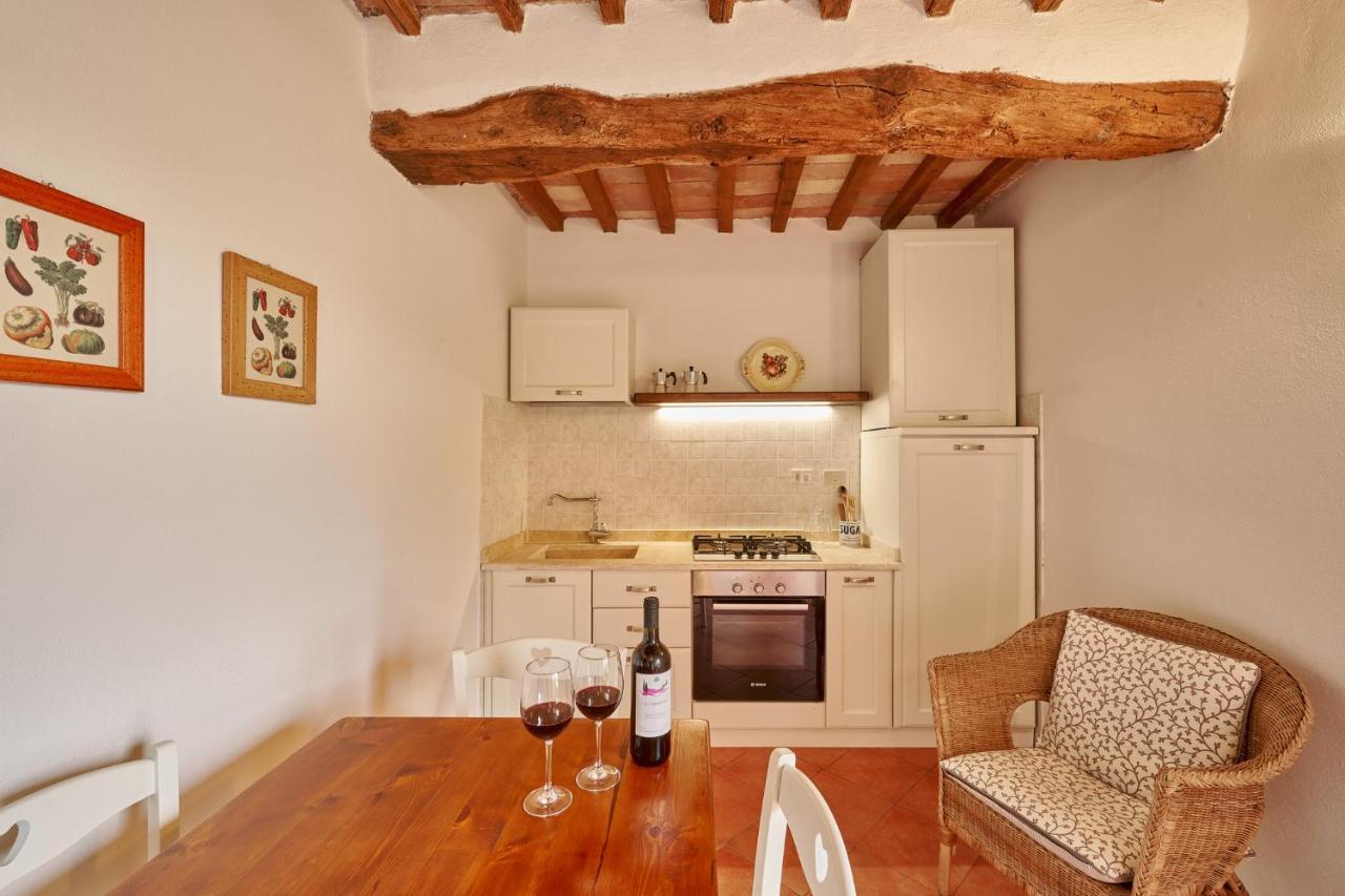 Agriturismo Il Canneto กาโซเล เดลซา ภายนอก รูปภาพ