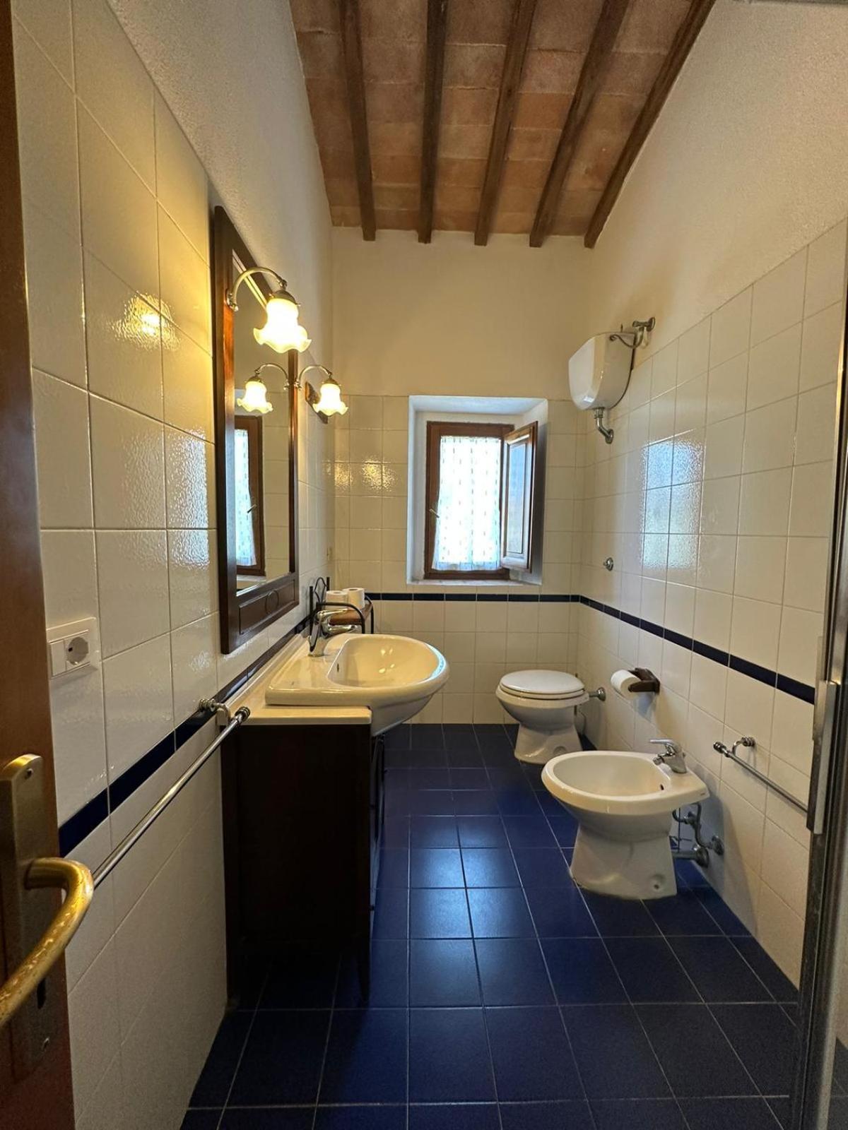 Agriturismo Il Canneto กาโซเล เดลซา ภายนอก รูปภาพ
