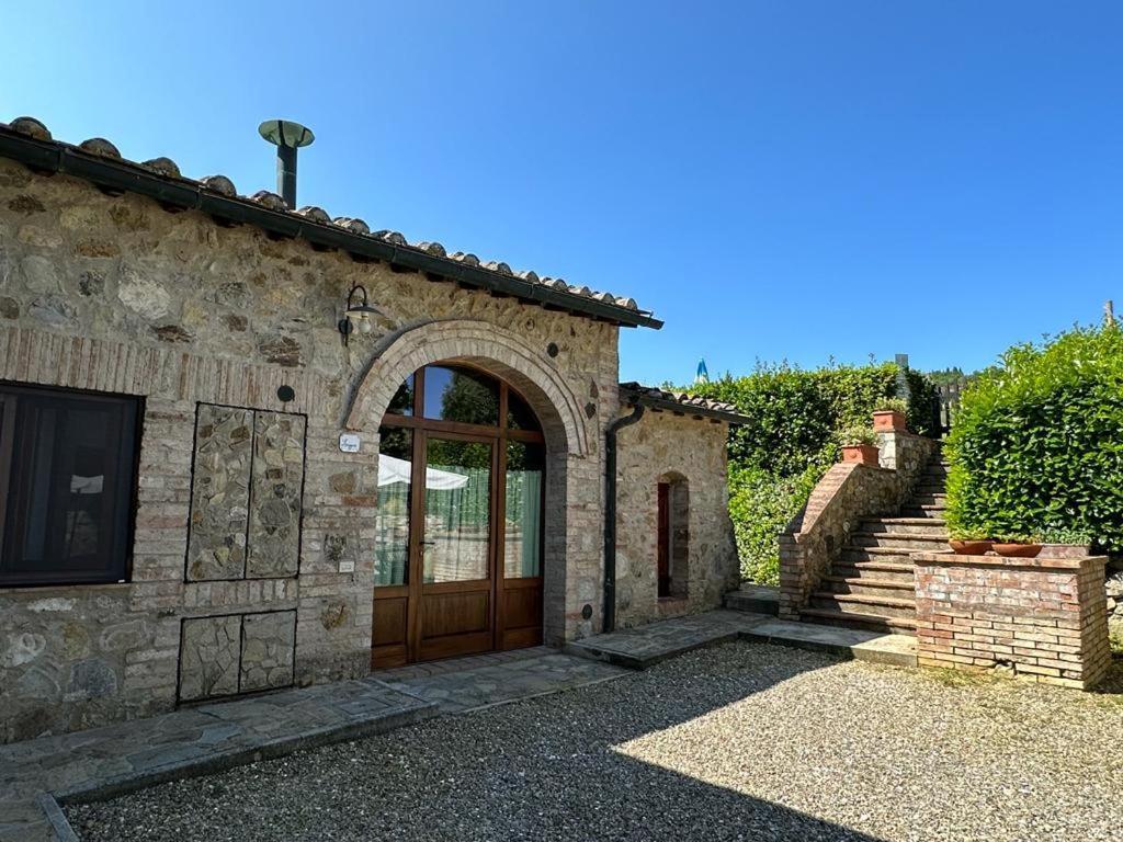 Agriturismo Il Canneto กาโซเล เดลซา ภายนอก รูปภาพ