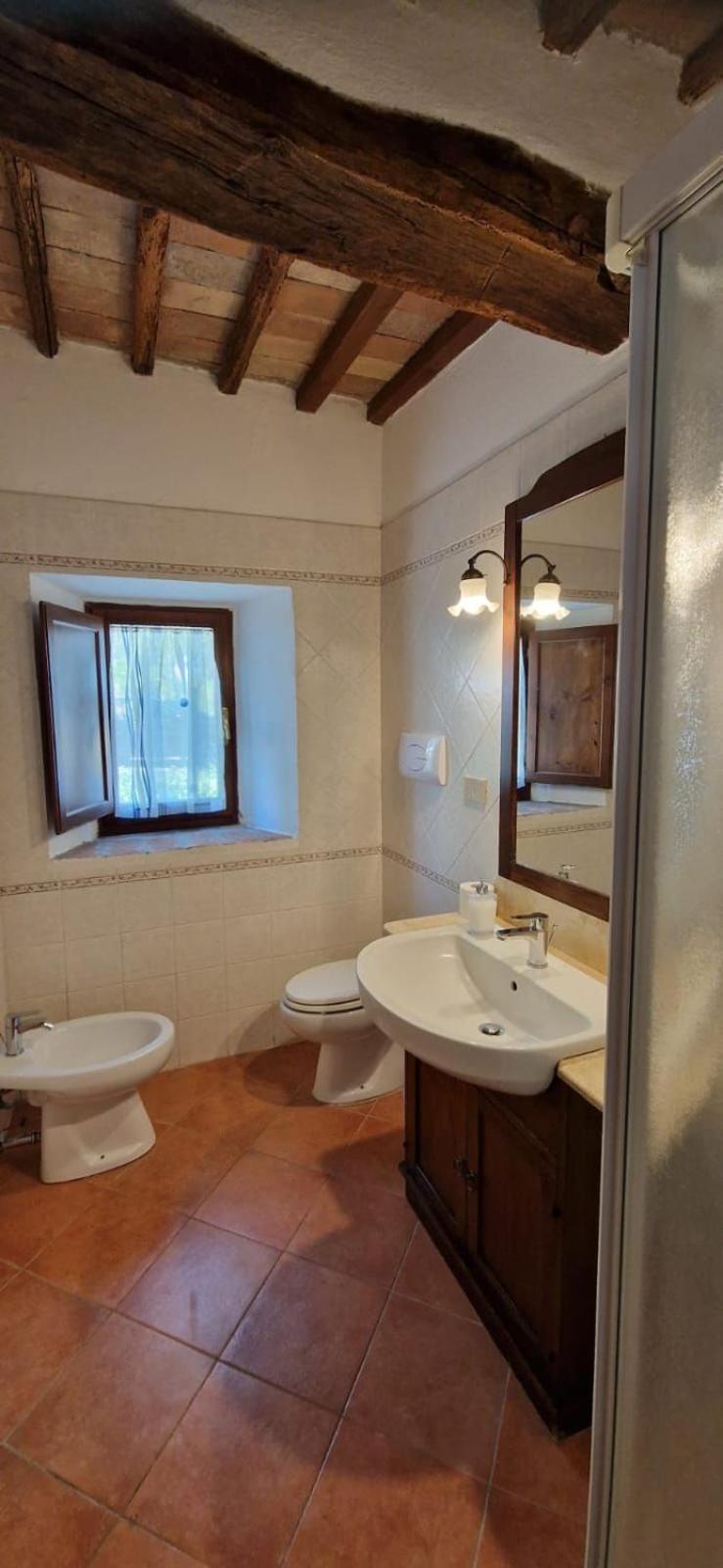 Agriturismo Il Canneto กาโซเล เดลซา ภายนอก รูปภาพ