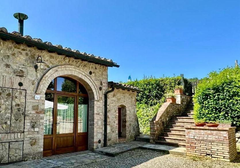 Agriturismo Il Canneto กาโซเล เดลซา ภายนอก รูปภาพ