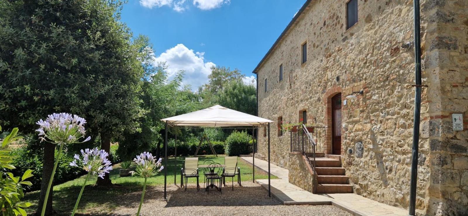 Agriturismo Il Canneto กาโซเล เดลซา ภายนอก รูปภาพ