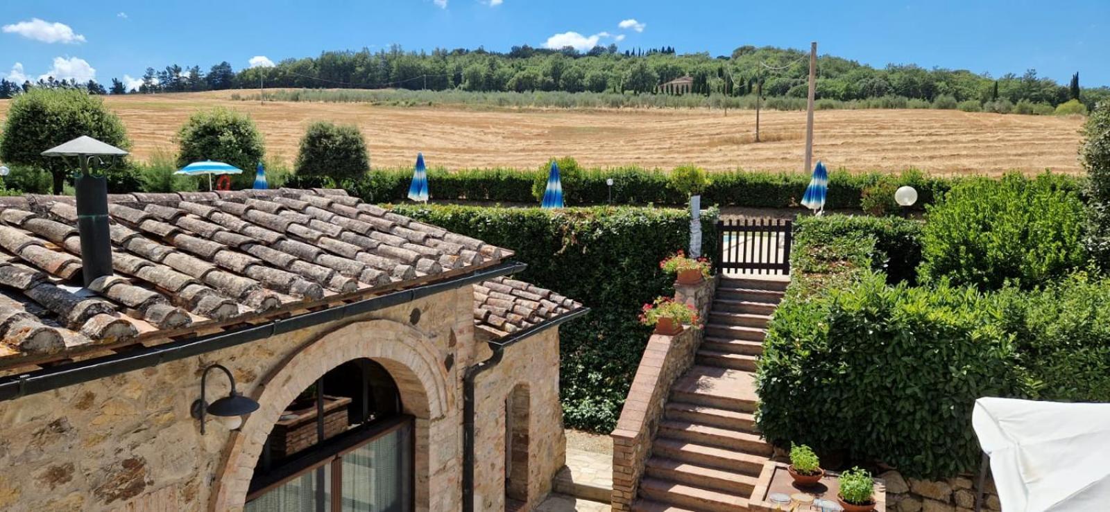 Agriturismo Il Canneto กาโซเล เดลซา ภายนอก รูปภาพ