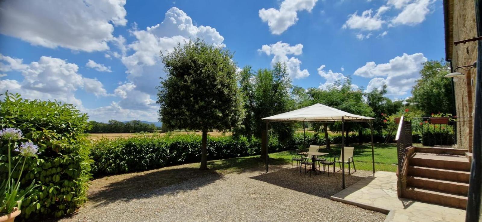Agriturismo Il Canneto กาโซเล เดลซา ภายนอก รูปภาพ